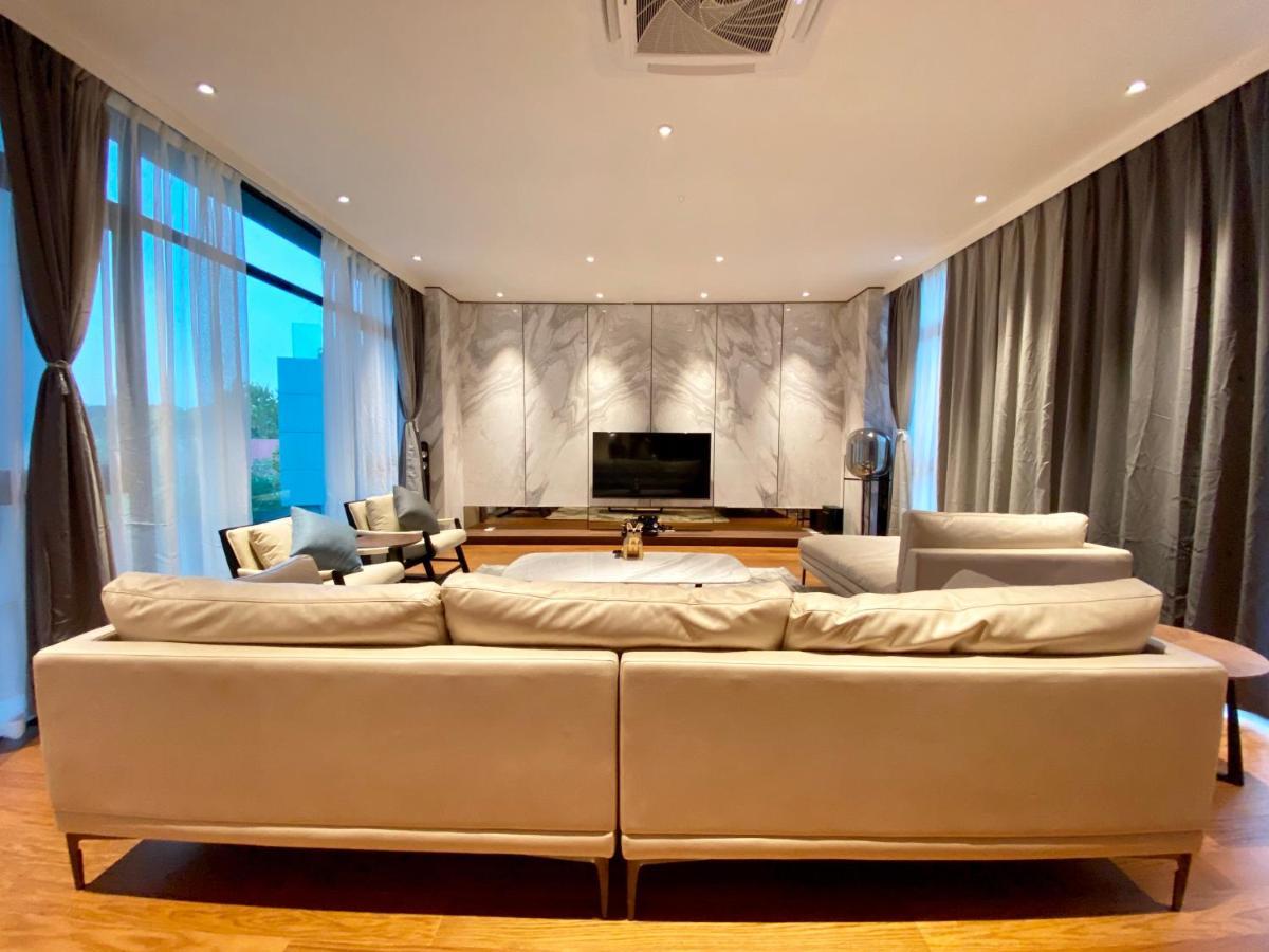 Molly Luxury Private Pool Bungalow茉莉的家豪华私人泳池别墅 Pantai Cenang  Eksteriør bilde