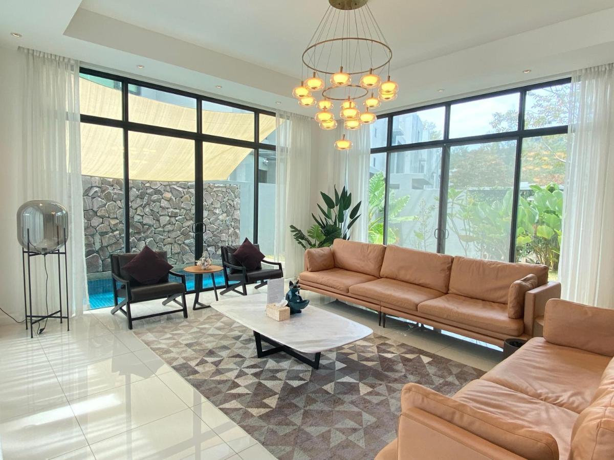 Molly Luxury Private Pool Bungalow茉莉的家豪华私人泳池别墅 Pantai Cenang  Eksteriør bilde